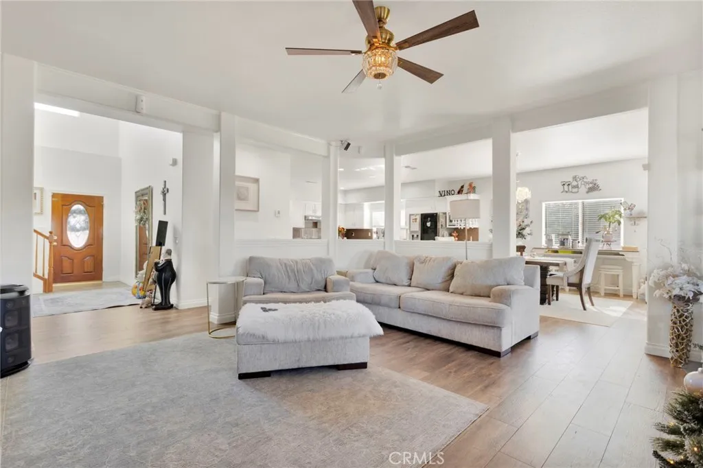 14189 Dove Canyon, Riverside, California 92503 home-pic-7